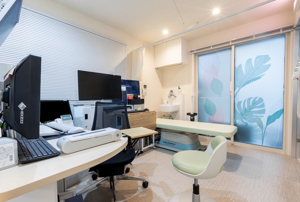 診察室1